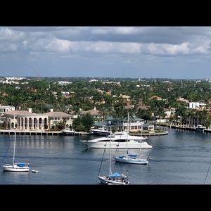 Meet your Posher, Joe